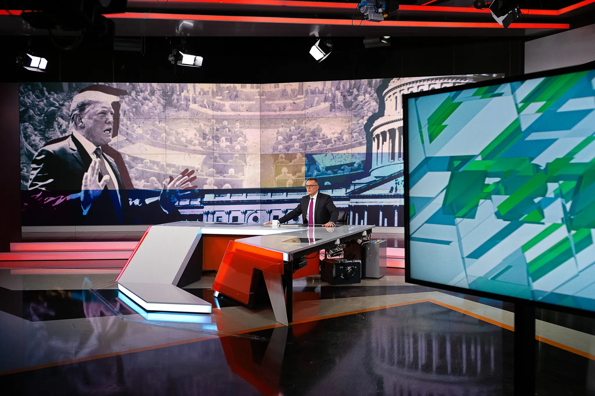 США звинувачують Росію у використанні державних ЗМІ для впливу на вибори 2024 року